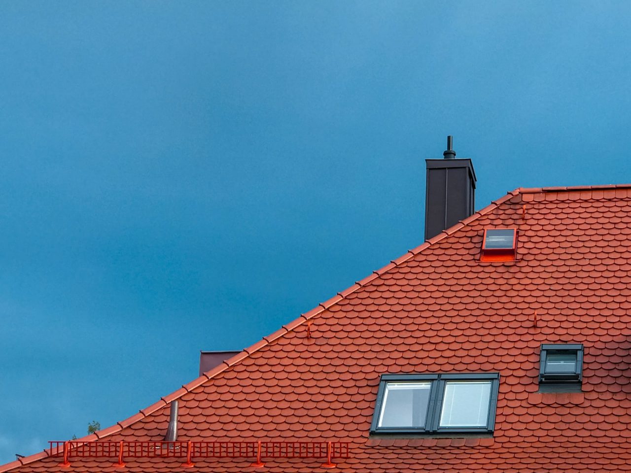 Los Angeles Tile Roof Repair & Replacement