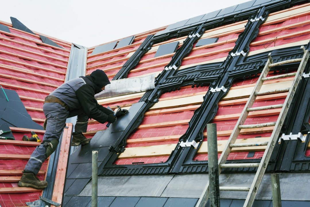roof tiler vs roofer